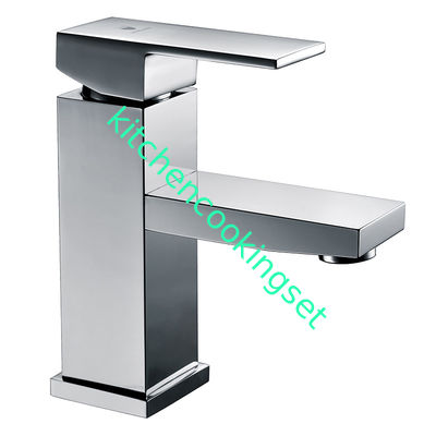 形づくサーモスタットの現代流しのコック304のステンレス鋼の物質的な正方形