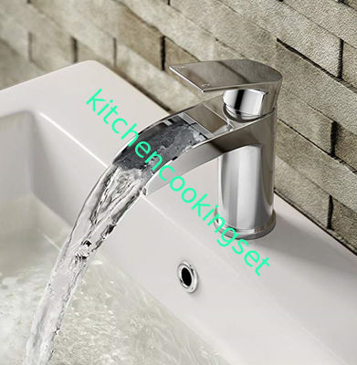 خلاط حوض المطبخ المعاصر نمط الحنفيات تصميم فاخر للمطبخ / الحمام